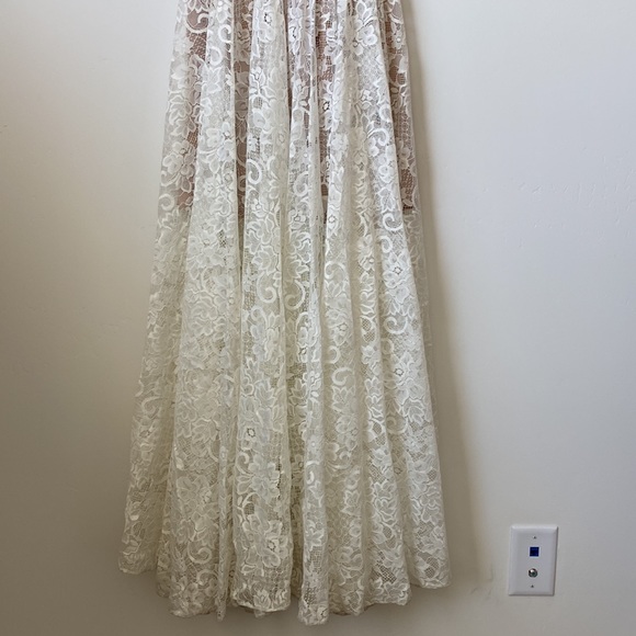 Revolve The JetSet Diaries White Lace High Low Dress Size: XS - Picture 10 of 11